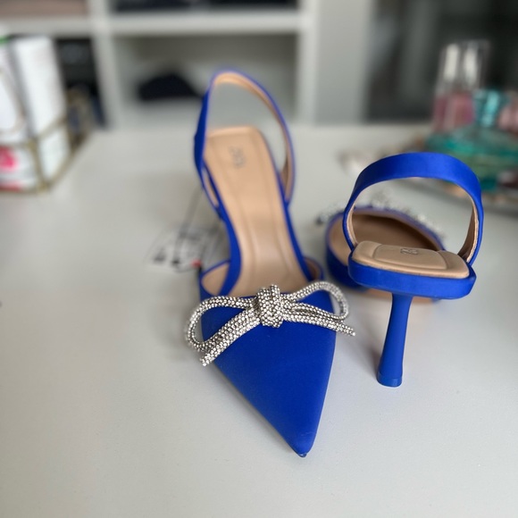 Zara Chrystal bow sling backs (good replica for Mach & Mach) - Picture 4 of 4